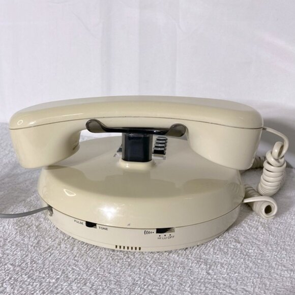 Vintage 70s Northern Telecom Ivory Round Push Button Phone Telephone - Picture 8 of 16